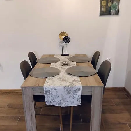 Apartment Katarina *