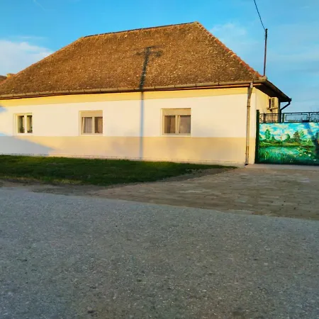 Katarina Backi Monostor