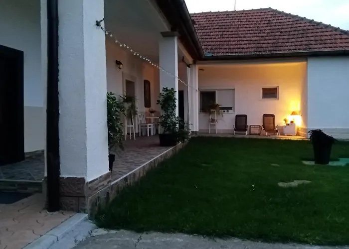 Katarina Lägenhet Backi Monostor